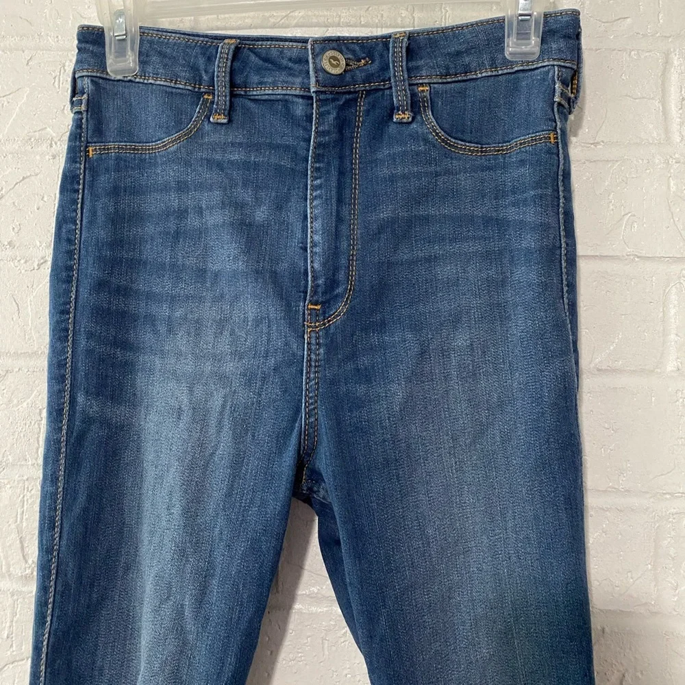 Hollister Ultra High Rise Skinny Jean